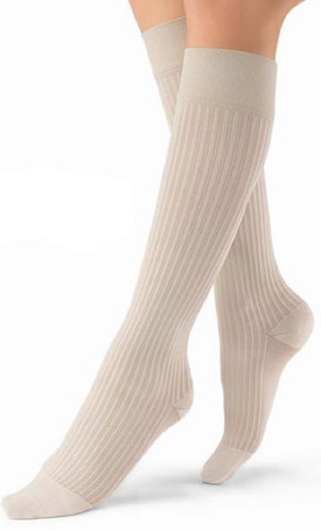 Jobst soSoft Women's Knee High Mild Compression Socks