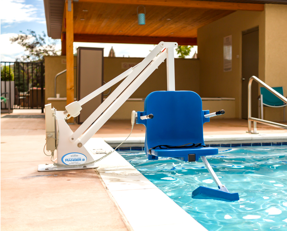 Ranger 2 Pool Lift for Small Swimming Pools