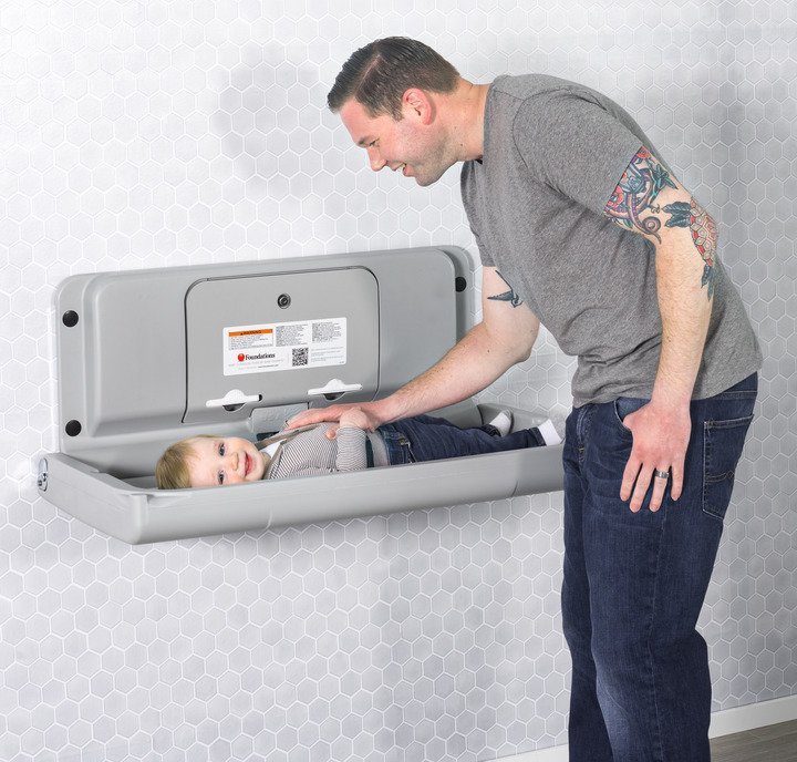 horizontal baby changing unit
