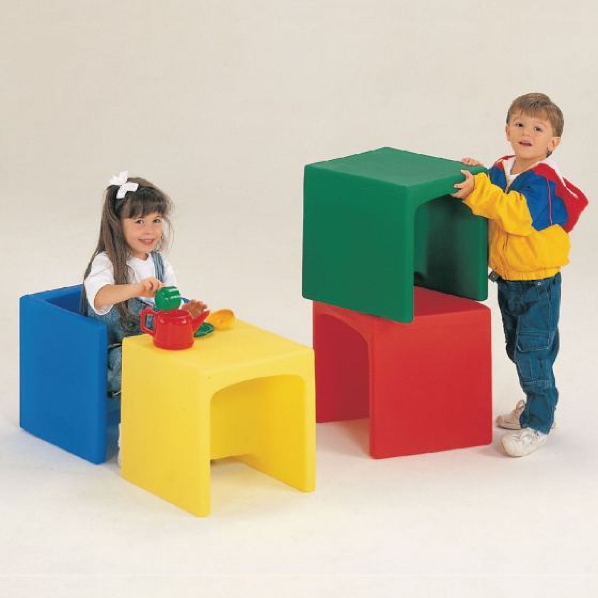 educube chair