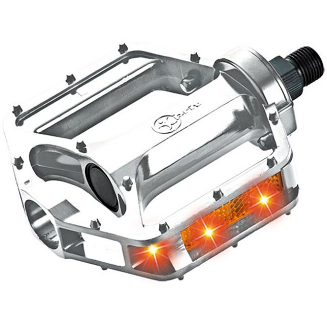 light bike pedals