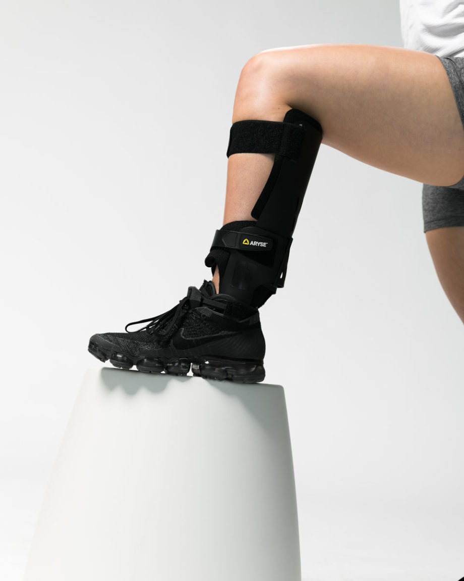 METFORCE Adjustable Support Ankle Brace with Extender by ARYSE