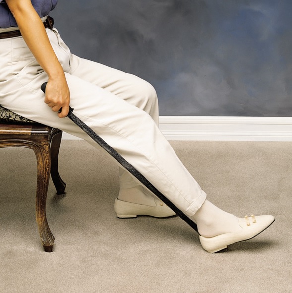 Long Handle Shoehorn Shoe Horn Lifter Disability Aid Stick Durable Flexible 17"