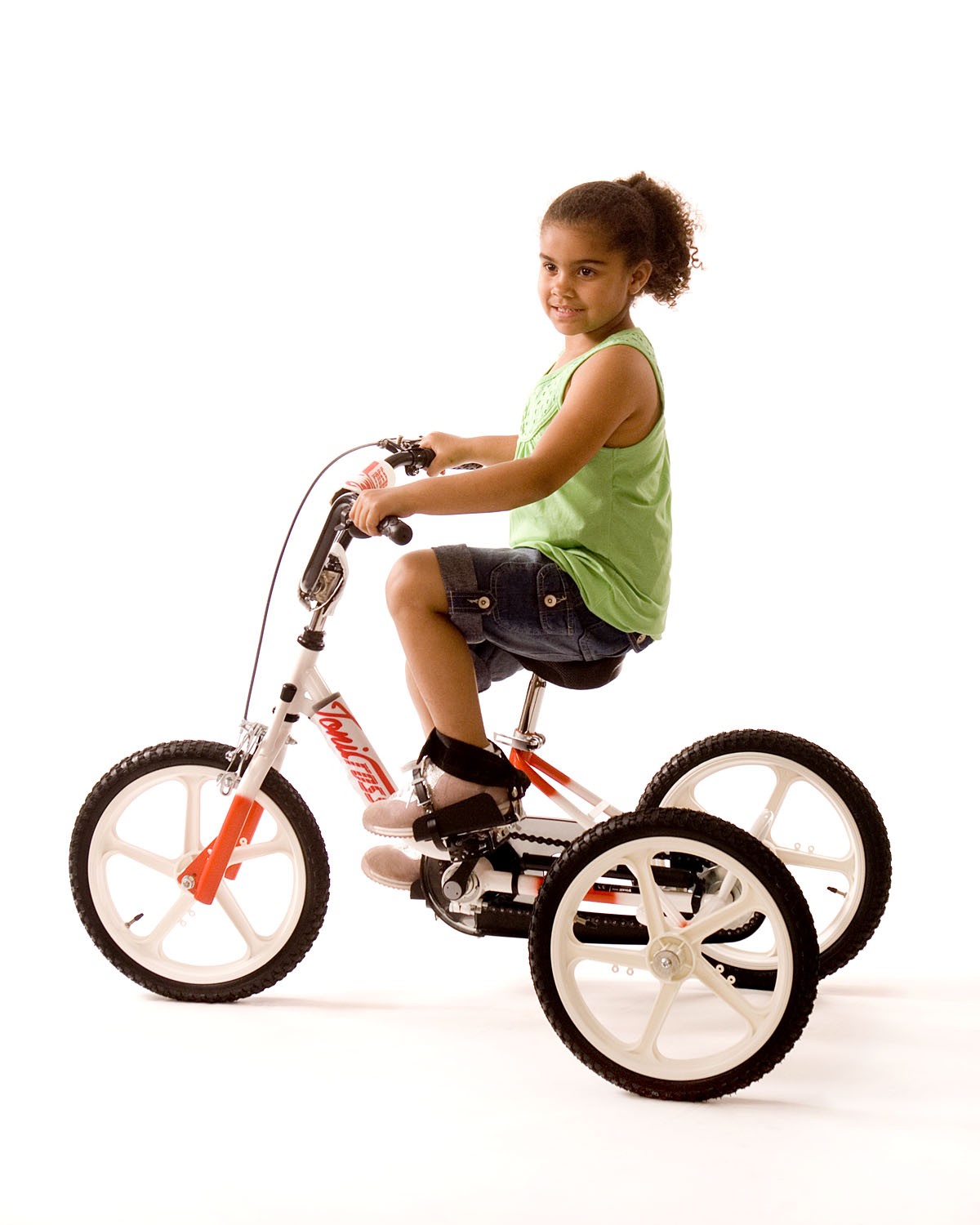 Tricycle Tonicross Basic pour Enfants Handicapés - Sofamed