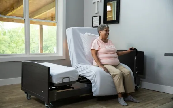 Hospital chairs that online turn into beds