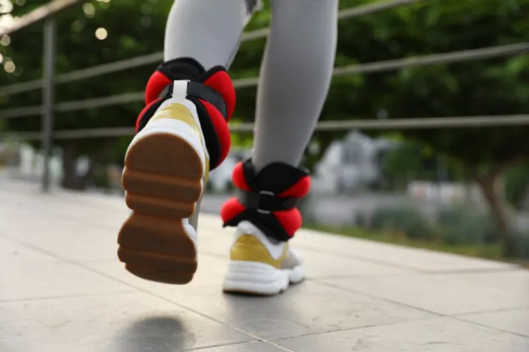 Are Wearable Weights Effective?
