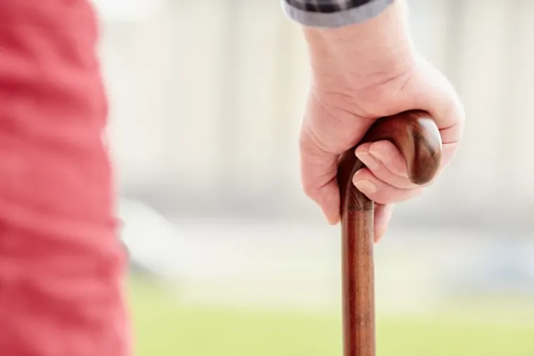 Walking Canes: How to Choose the Best One for You