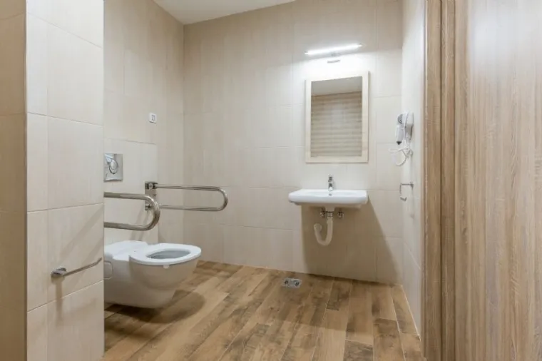 Do You Need a Raised Toilet Seat After Hip Surgery?