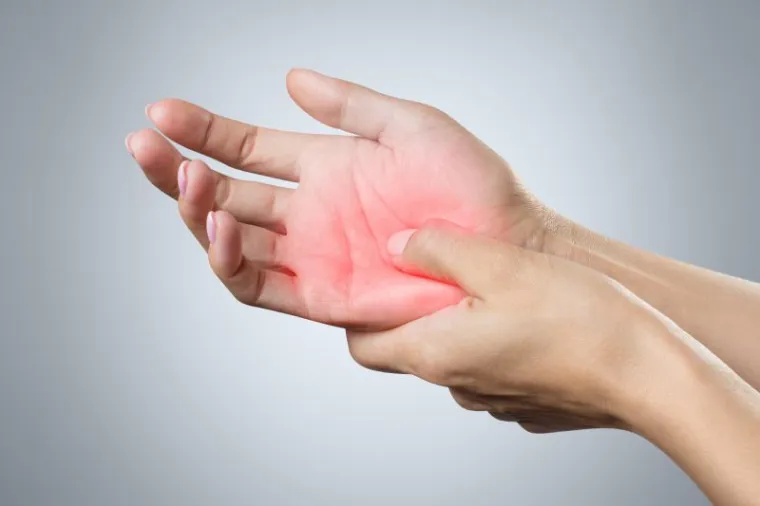 Nurse Explains Red Light Therapy For Neuropathy