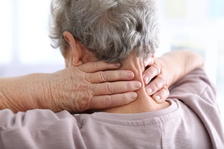 How To Choose a Neck Traction Device for Home