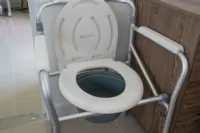 What is a 3-in-1 Commode and How to Use One