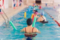 How to Choose the Best Pool Exercise Equipment for Seniors