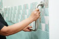 Bathroom Accessibility Solutions Explained: Grab Bars, Seating, Toileting, and Bathing Safety