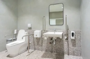 How to Use a Toilet Safety Frame