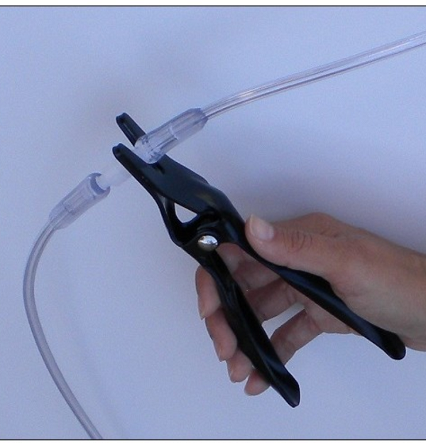 How to prevent oxygen tubing from kinking signklo