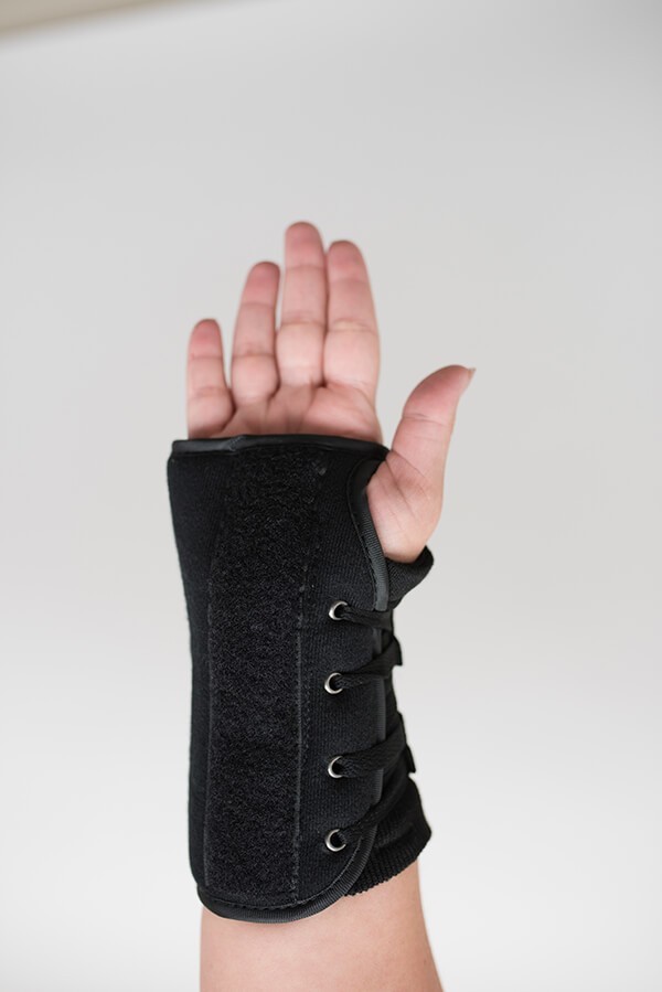 Maximus Speed Lace Wrist Splint FREE Shipping