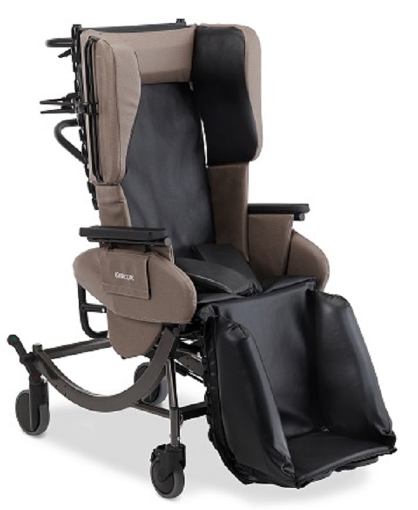 Geri Chair Vs Broda Chair Winco 6551 CareCliner Drop Arm Geriatric