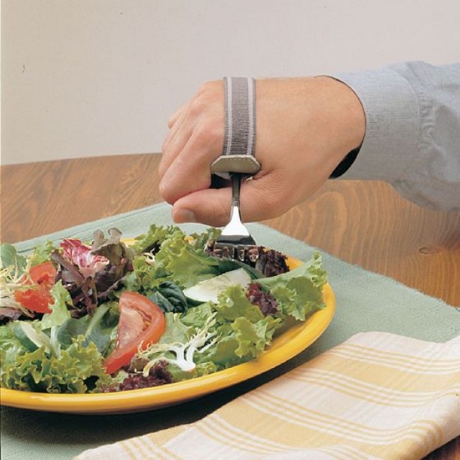 Universal cuff for eating
