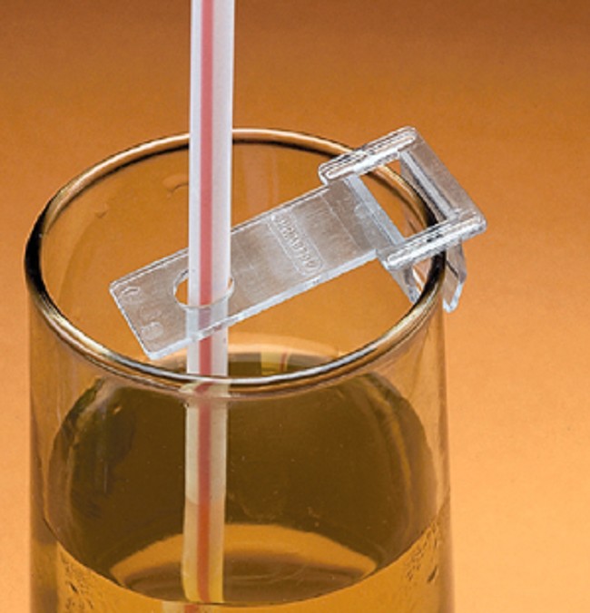 Drinking Straw Holder Clip for the Elderly and Disabled