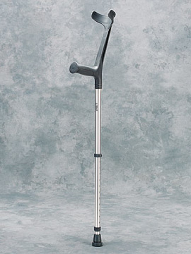 Adult Forearm Crutches With Half Cuff