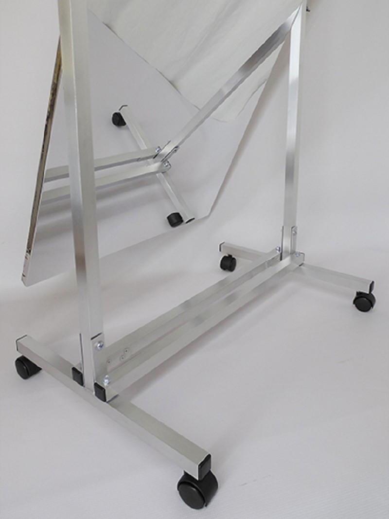 Accessories and Stands for Glassless Mirrors