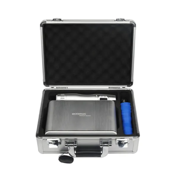 Compact radial shockwave therapy device