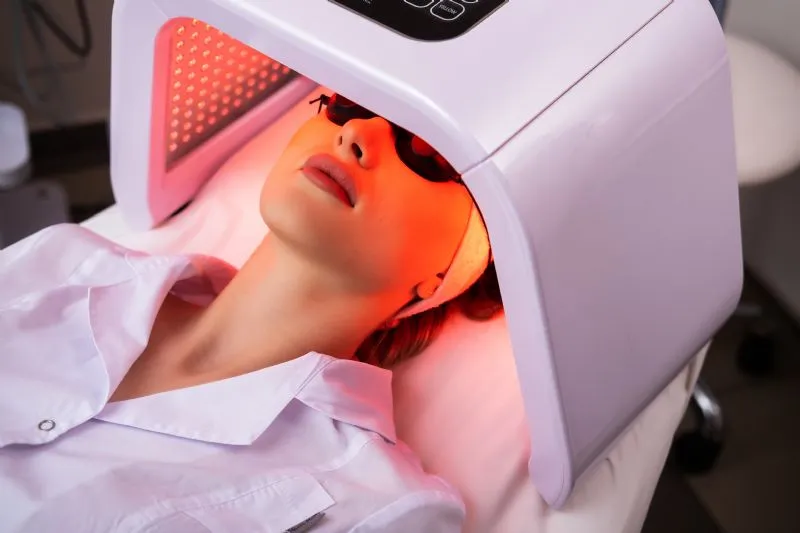 Red Light Therapy At Home Your ULTIMATE Guide