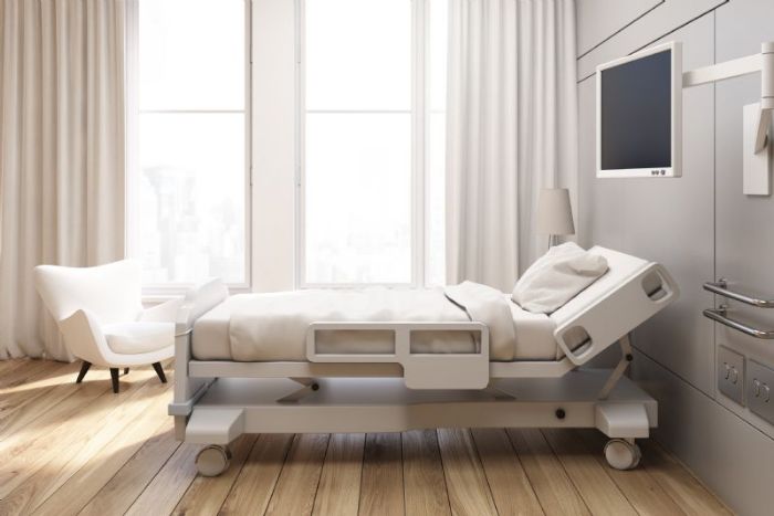 4 Experts Share Their Insights in Choosing a Hospital Bed