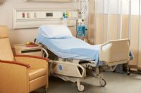 7 Best Bariatric Hospital Beds - [Updated for 2022]