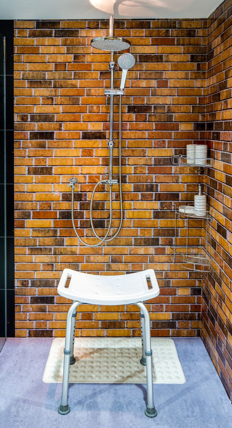 shower-chair-without-back